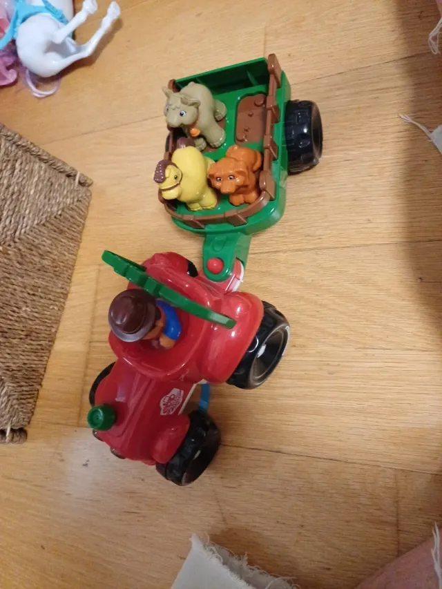 Camioncino Giocattolo con Suoni e Animali