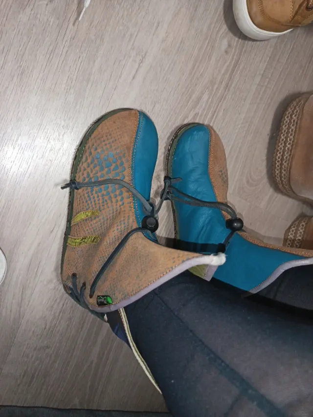 Botas de duende. Solo hay unas en todo el mundo.