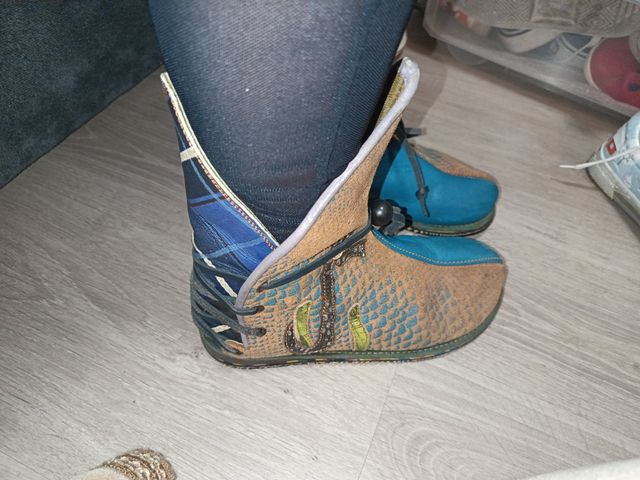 Botas de duende. Solo hay unas en todo el mundo.