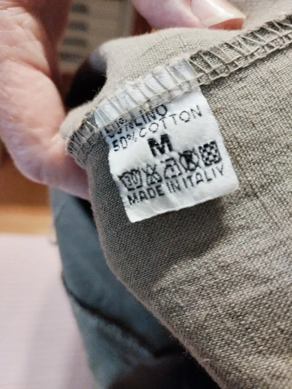 Gonnellone verde in lino lungo con balze