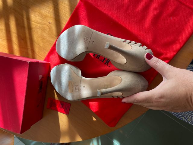 Zapatos Carolina Herrera Ante Talla 40 Beige