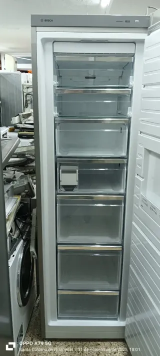 Congelador Vertical Bosch No Frost A++
