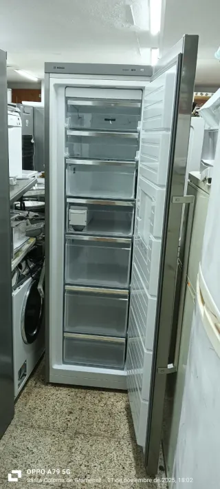 Congelador Vertical Bosch No Frost A++