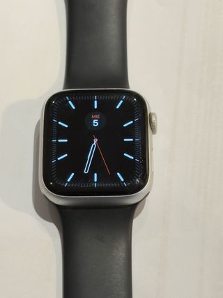 Apple Watch Series 5 44mm GPS + Cellular 