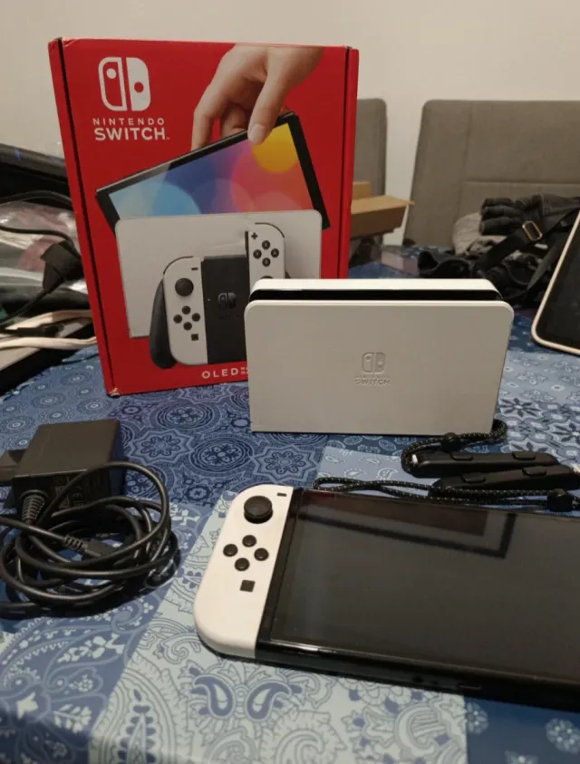 Nintendo Switch OLED