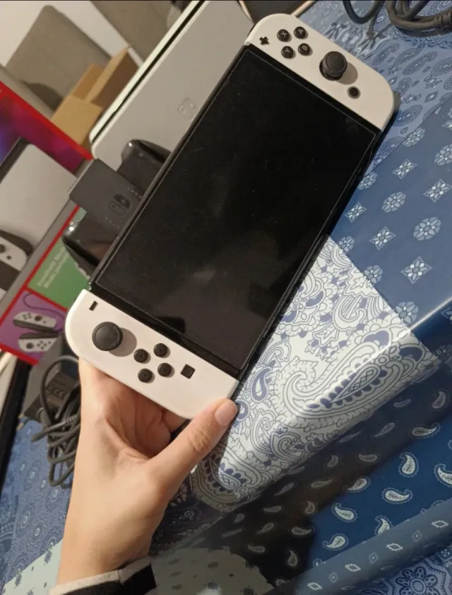 Nintendo Switch OLED