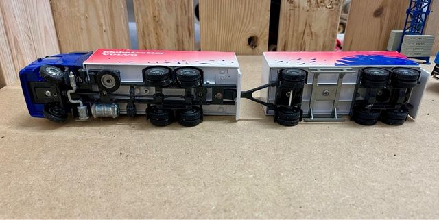 Camion Volvo Globetrotter XL Joal, ascolto offerte