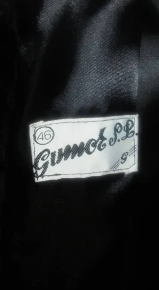 Abrigo largo mutón  y astracán piel sintética negr