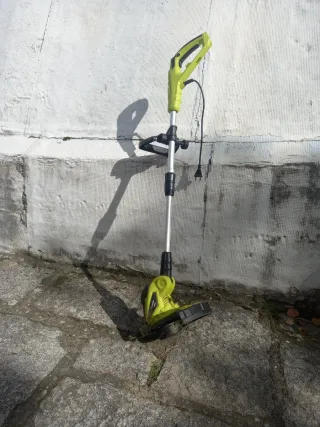 Desbrozadora Eléctrica Verde