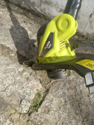 Desbrozadora Eléctrica Verde