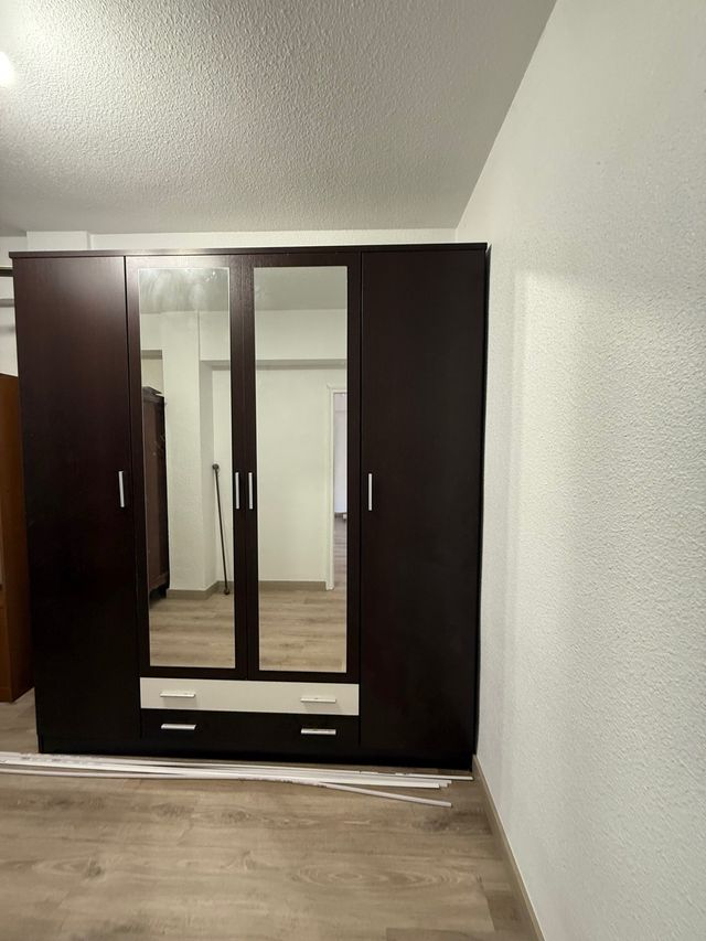 Armario ropero 4 puertas con espejos