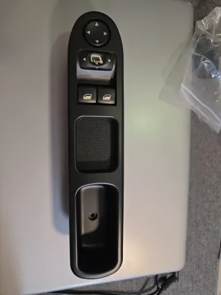 Elevalunas eléctrico botonera