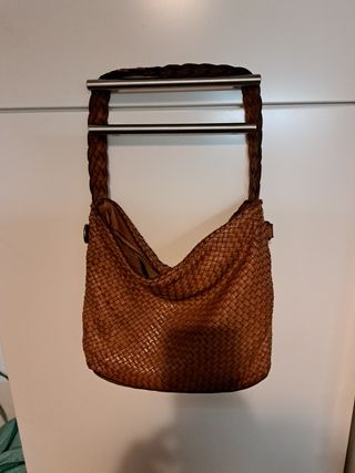 Borsa in pelle intrecciata