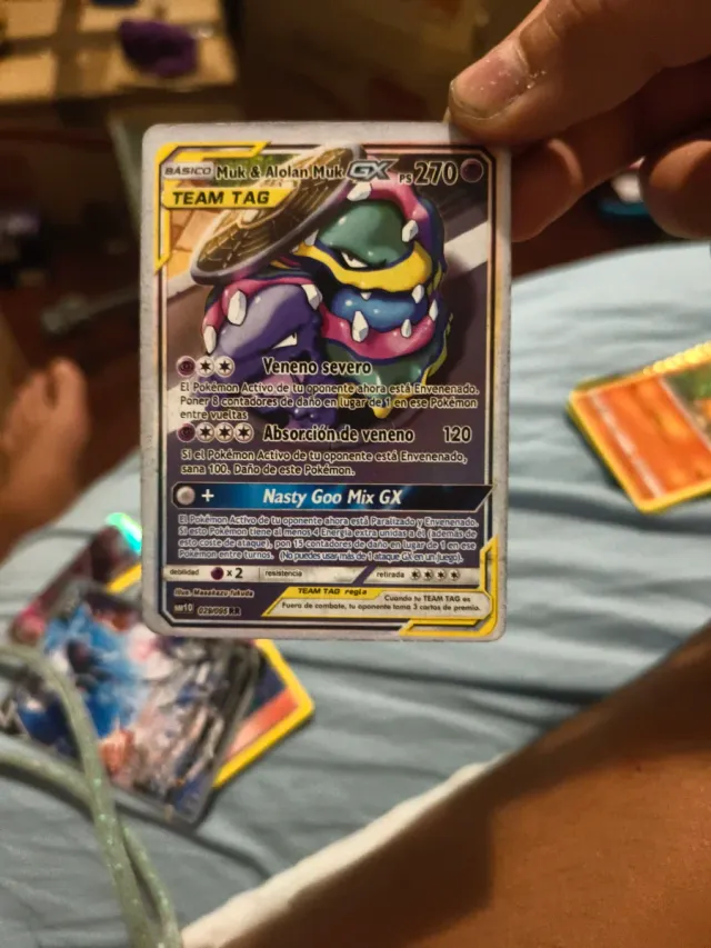 Carta Pokémon Muk & Alolan Muk GX 270 PS
