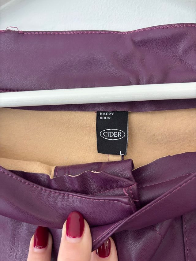 Pantalón efecto piel CIDER Morado Talla L