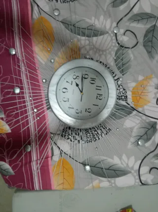 Reloj de Pared Decorativo Plateado