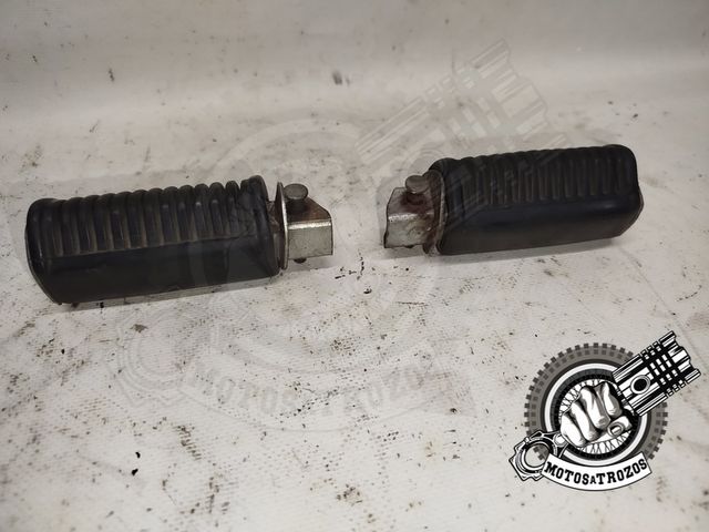 Estriberas traseras Hyosung Aquila GV 125