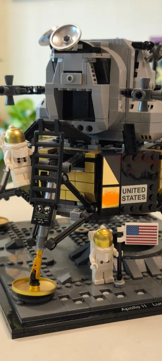 LEGO 10266 NASA Apollo 11 Lunar Lander