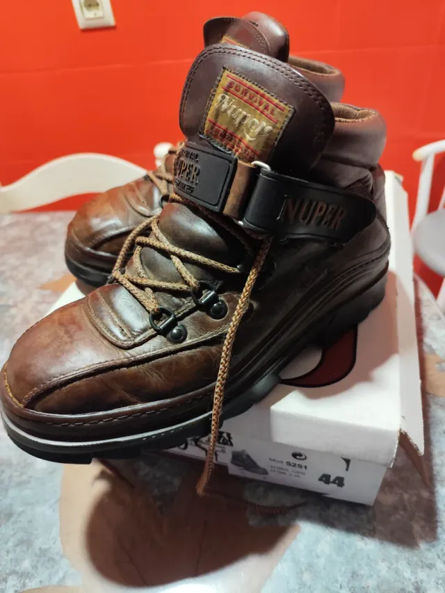 Botas Nuper Marrones