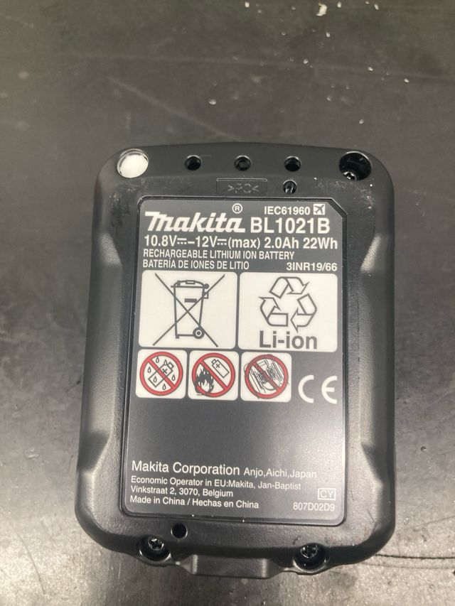 atornillador taladro batería Makita 12V 2.0Ah