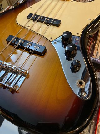 Bajo Eléctrico Fender Jazz Bass México