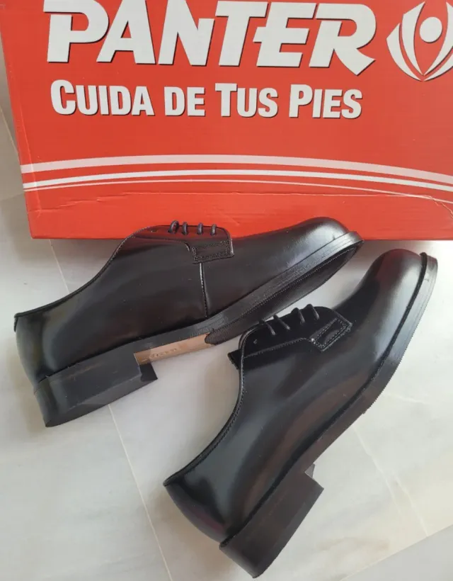 ZAPATO EJECUTIVO UNISEX PANTER TALLA 39.