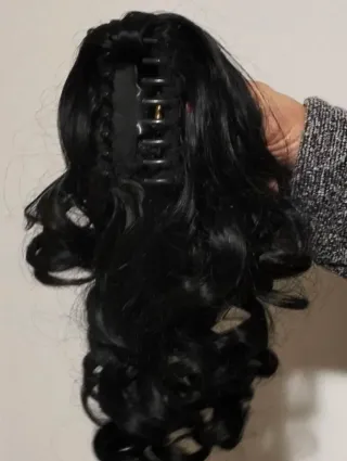 Pinza para pelo con cola rizada