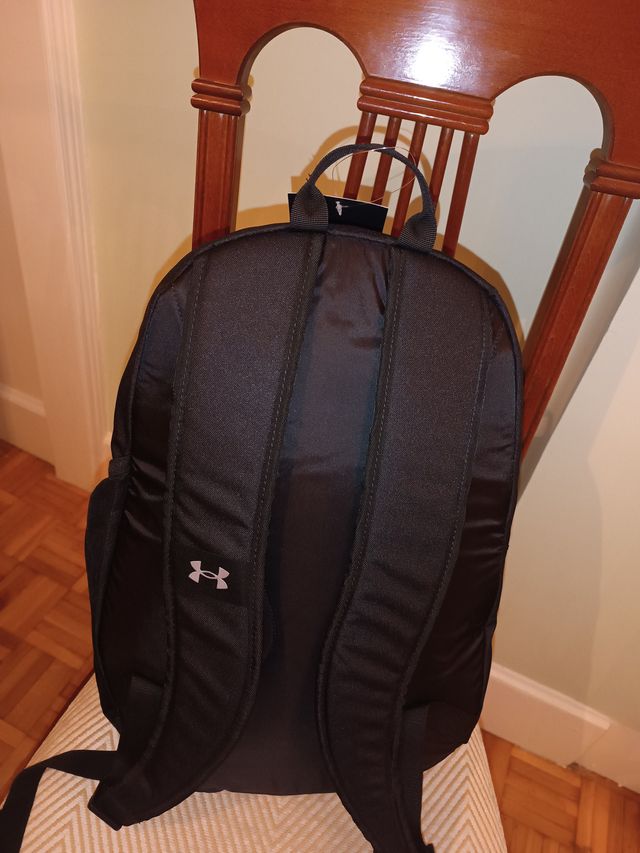 Mochila Under Armour Hustle Preta