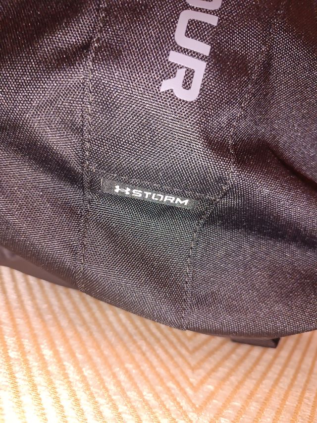 Mochila Under Armour Hustle Preta