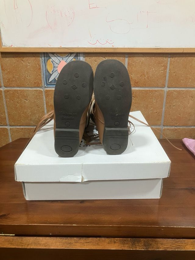 Botas camperas infantiles Talla 32