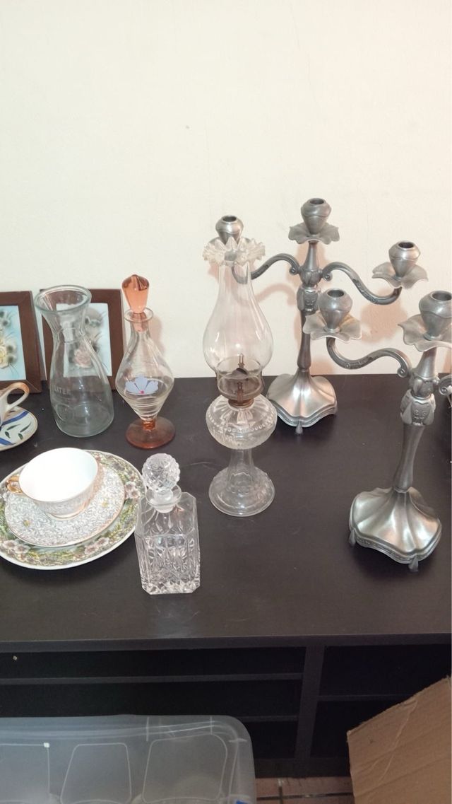 Conjunto de louça e decorações