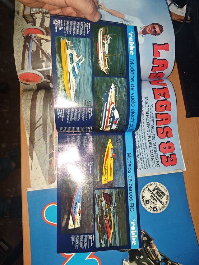 2 Revistas RC Modelo y
Catálogo Robbe.