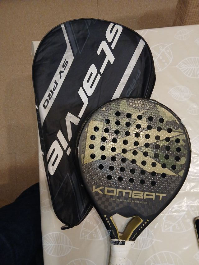Pala Padel Kombat Delta Force 12K + Funda