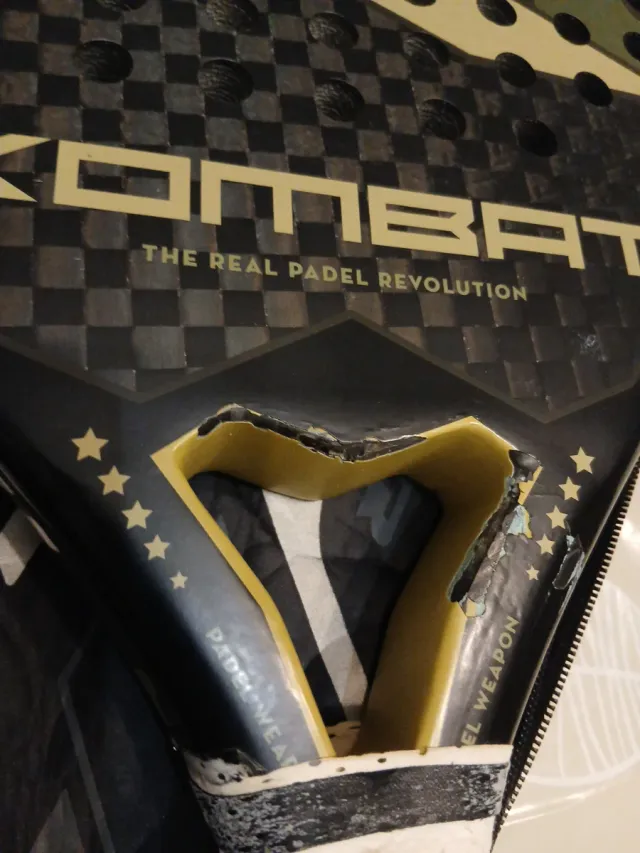 Pala Padel Kombat Delta Force 12K + Funda