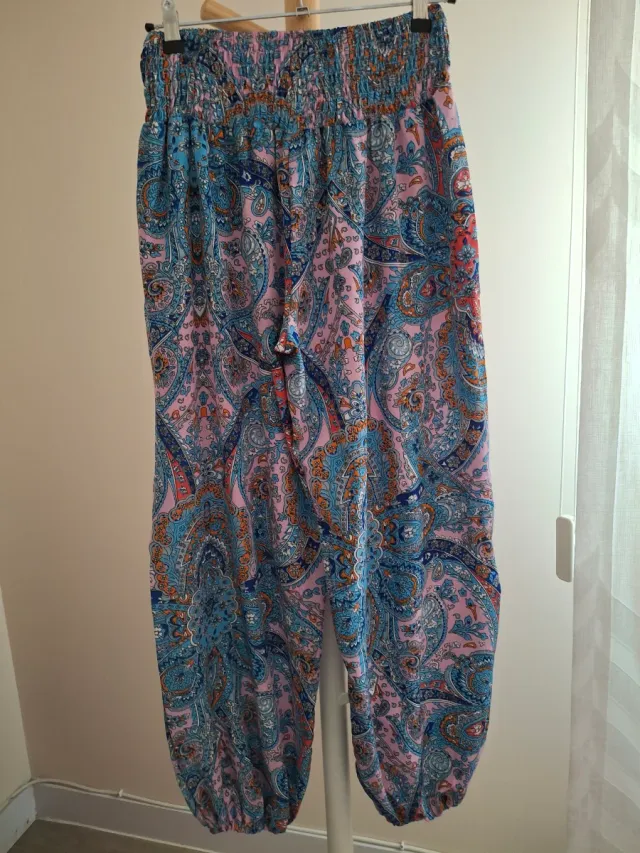 Pantalón ancho estampado Shein Talla M