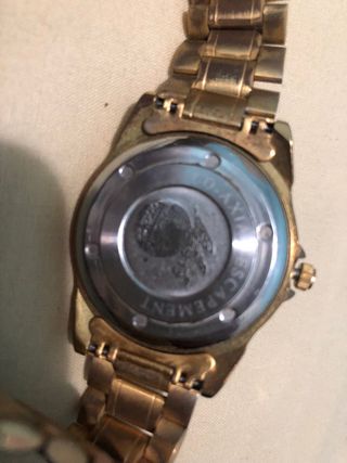 Reloj Seiko Dorado y Negro