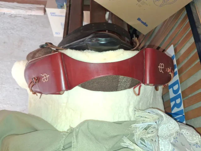 Alforjas de cuero Montura Vaquera.