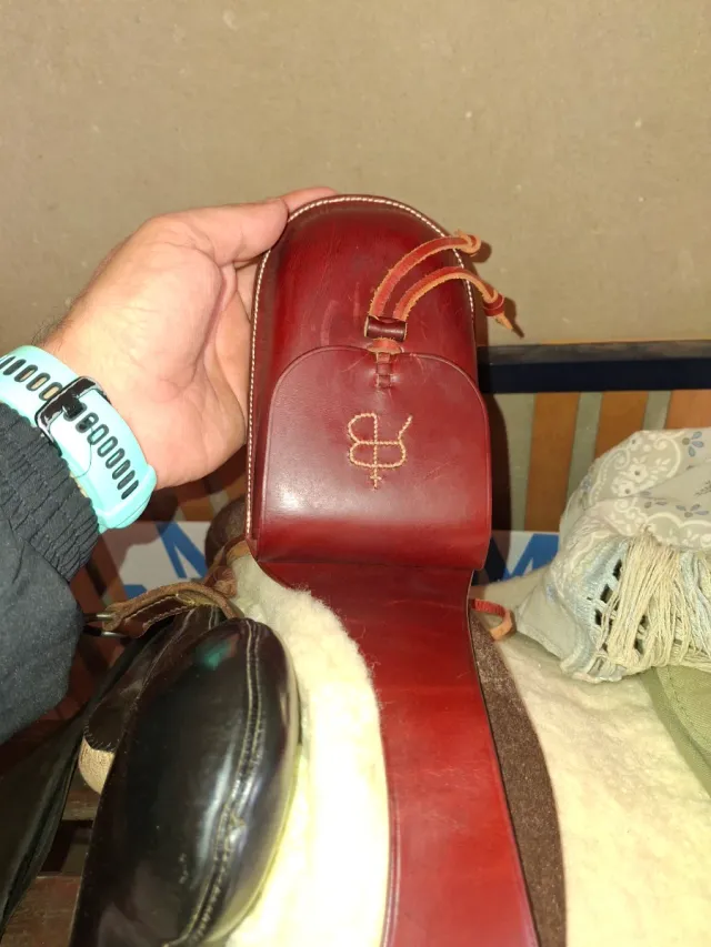 Alforjas de cuero Montura Vaquera.