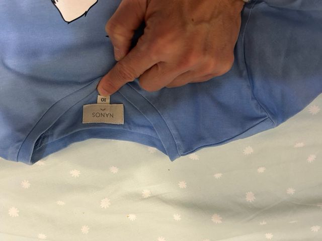 Camiseta Nanos con dibujo de perro. Talla 10