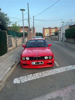 BMW E30 318is