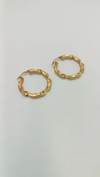 Pendientes de oro de 18kt.