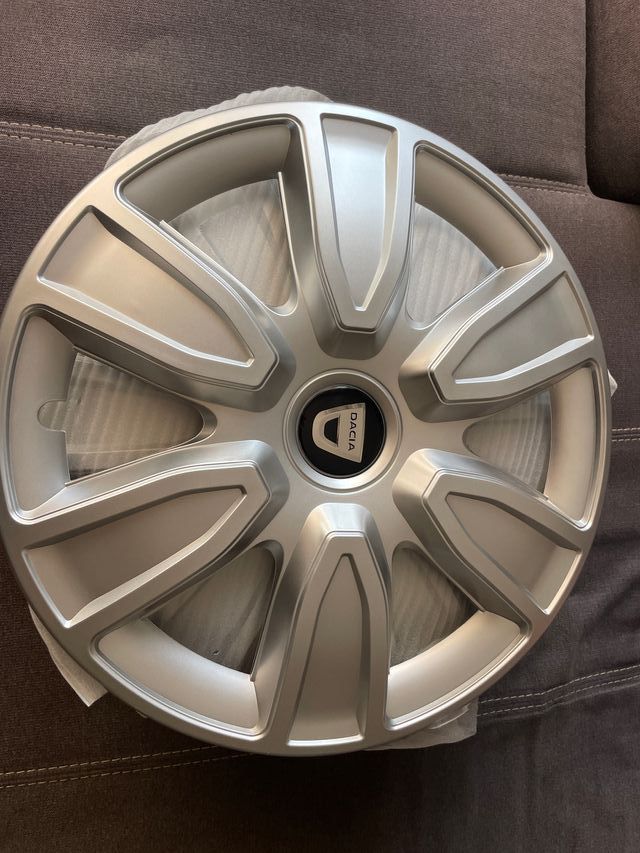 Tapacubos Dacia