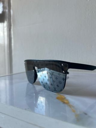 Gafas de Sol Louis Vuitton Waimea Negras/Grises