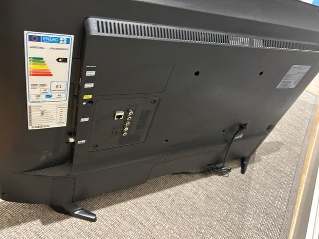 TV Samsung 40 Smart TV acceso a Netflix y Prime