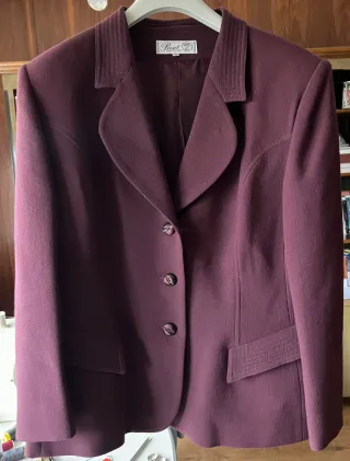 Traje de falda Roset