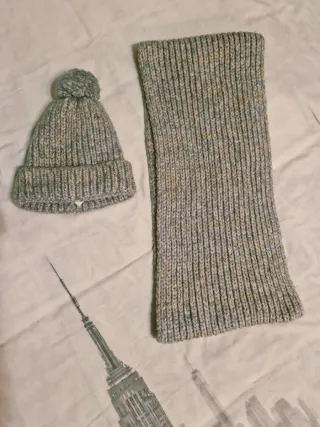 Conjunto EASY WEAR Gorro y Bufanda
