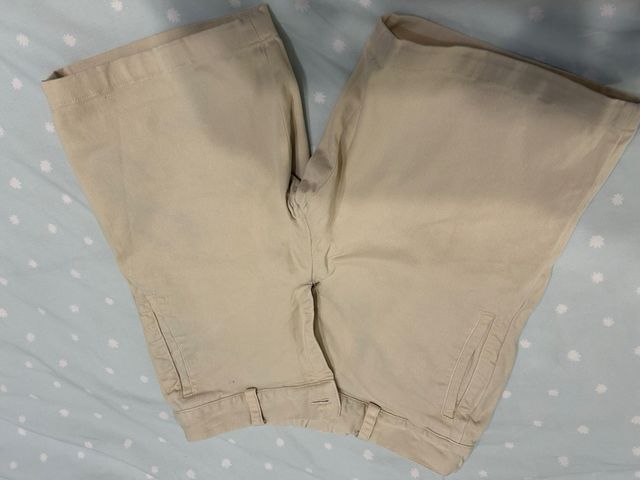 Bermuda niño Pili Carrera