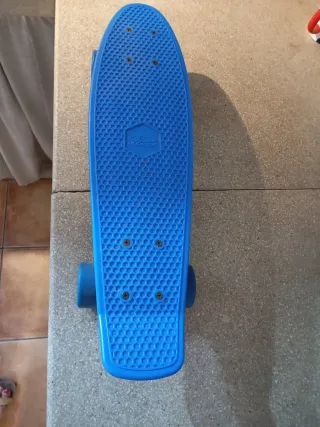 Monopatín azul niño Impecable.  Muy poco uso