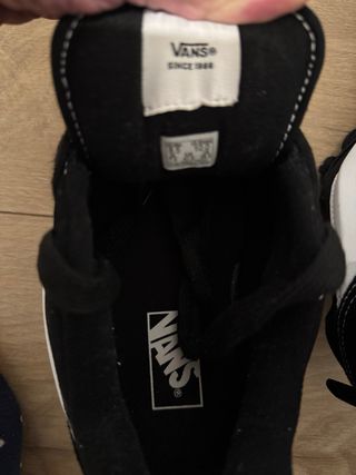 Zapatillas Vans Negras y Marrones