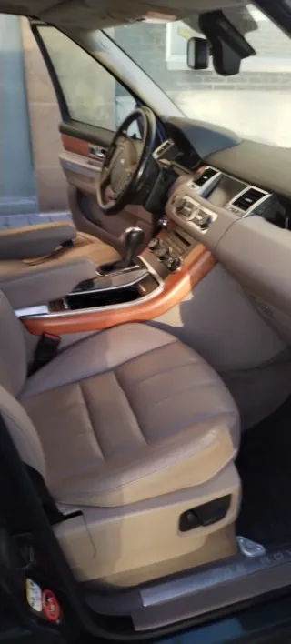 Land Rover Range Rover Sport 2010